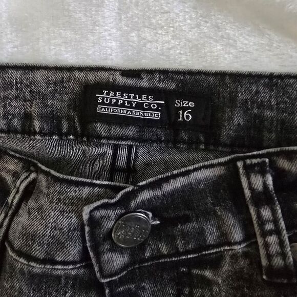 Acid Wash Black Distressed Knees Trestles Supply Co. CALIFORNIA REPUBLIC Boys 16 - Picture 4 of 8